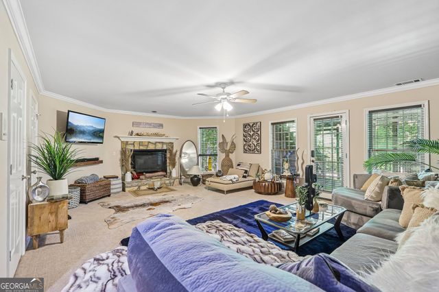 205 Wicklawn Way, Roswell, GA 30076