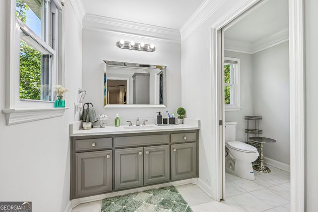 205 Wicklawn Way, Roswell, GA 30076