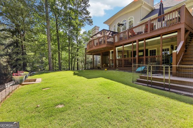 205 Wicklawn Way, Roswell, GA 30076