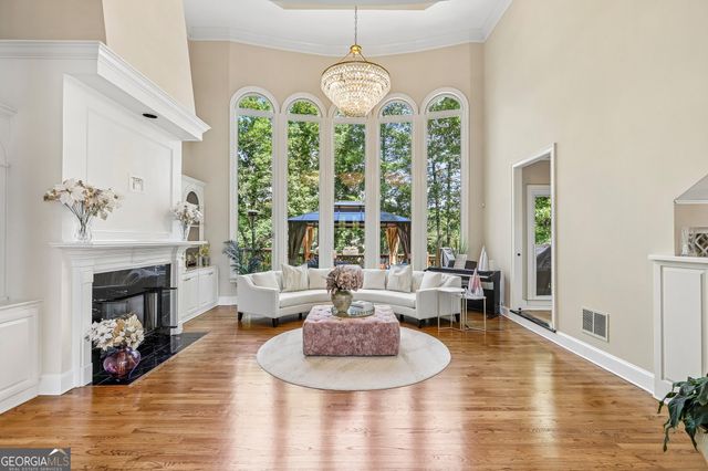 205 Wicklawn Way, Roswell, GA 30076