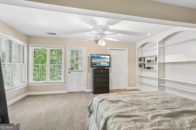 205 Wicklawn Way, Roswell, GA 30076