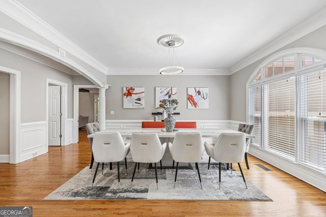 205 Wicklawn Way, Roswell, GA 30076