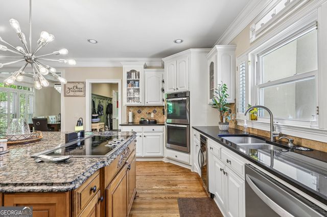 205 Wicklawn Way, Roswell, GA 30076