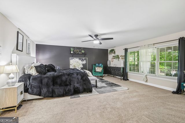 205 Wicklawn Way, Roswell, GA 30076