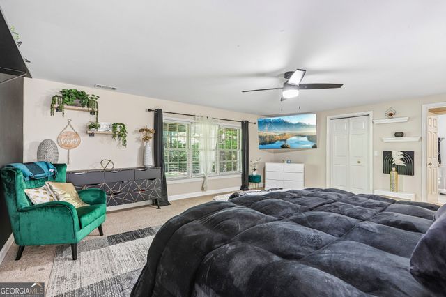 205 Wicklawn Way, Roswell, GA 30076