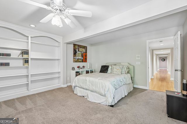 205 Wicklawn Way, Roswell, GA 30076