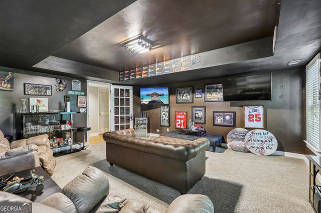 205 Wicklawn Way, Roswell, GA 30076