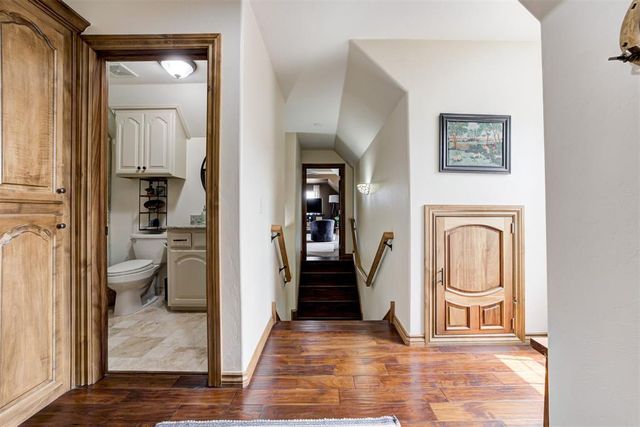 17900 Chatham Hills Road, Norman, OK 73071