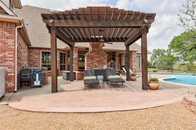 17900 Chatham Hills Road, Norman, OK 73071