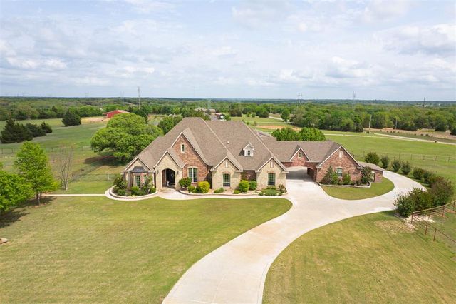 17900 Chatham Hills Road, Norman, OK 73071
