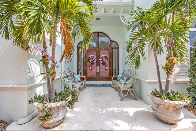 2409 NE 27TH Street, Lighthouse Point, FL 33064