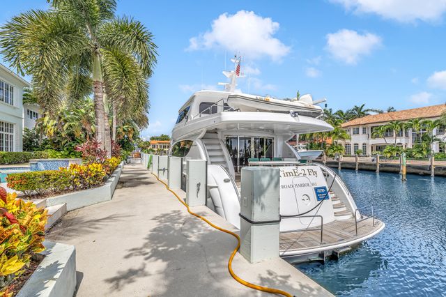 2409 NE 27TH Street, Lighthouse Point, FL 33064