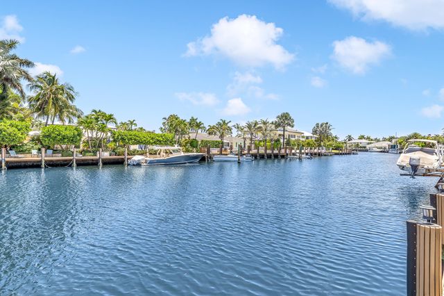 2409 NE 27TH Street, Lighthouse Point, FL 33064