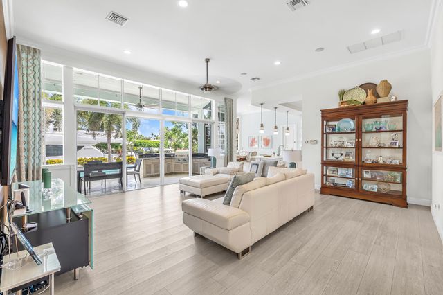 2409 NE 27TH Street, Lighthouse Point, FL 33064