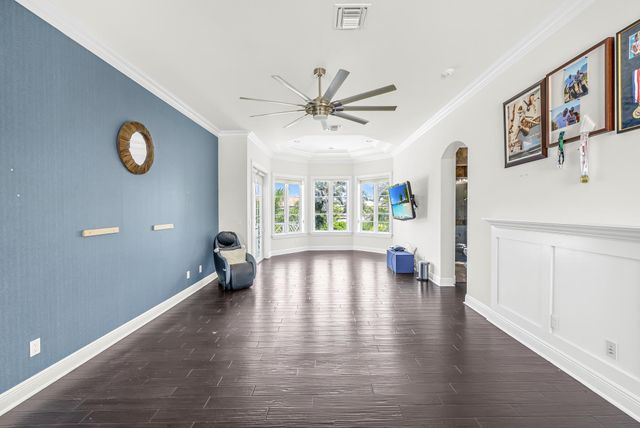 2409 NE 27TH Street, Lighthouse Point, FL 33064