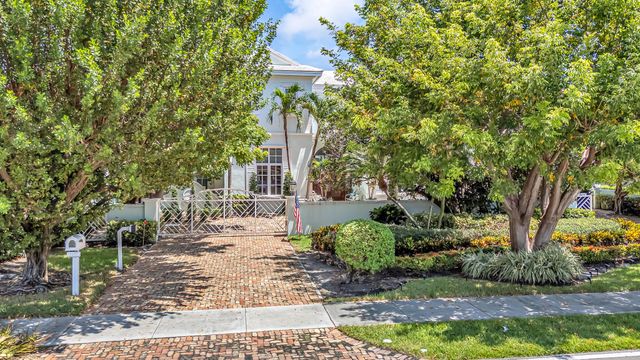 2409 NE 27TH Street, Lighthouse Point, FL 33064