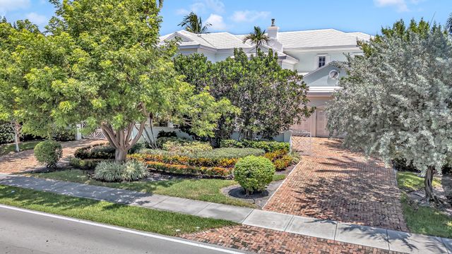 2409 NE 27TH Street, Lighthouse Point, FL 33064