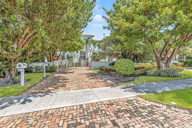 2409 NE 27TH Street, Lighthouse Point, FL 33064