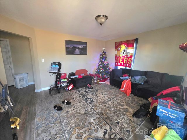 1021 E Airline Avenue, Gastonia, NC 28054