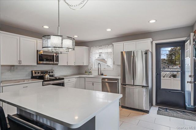 144 Washington Avenue, Wheatley Heights, NY 11798