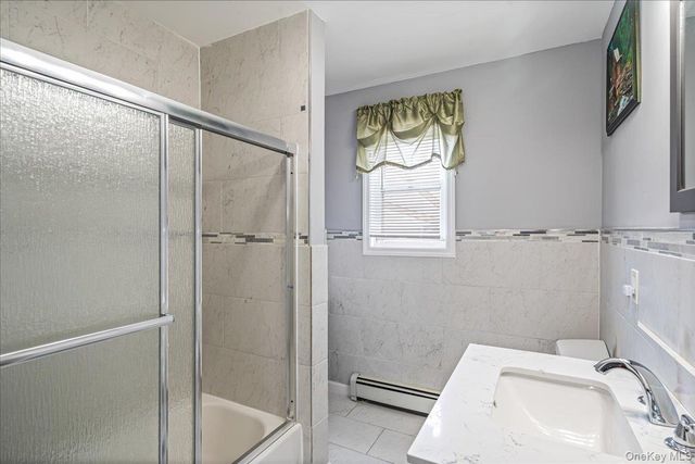 144 Washington Avenue, Wheatley Heights, NY 11798