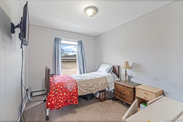 144 Washington Avenue, Wheatley Heights, NY 11798