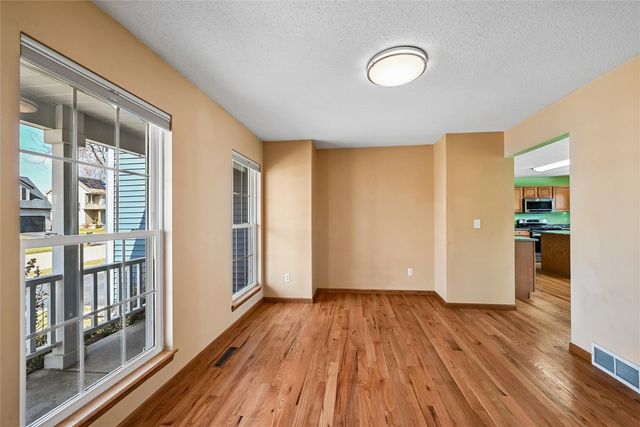 7822 Foxfield Drive NE, Cedar Rapids, IA 52402