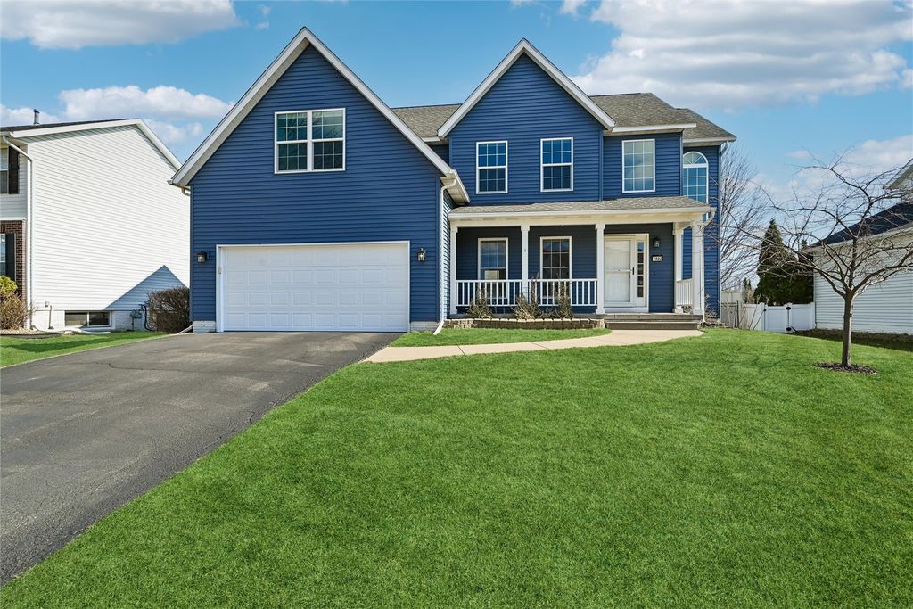 7822 Foxfield Drive NE, Cedar Rapids, IA 52402