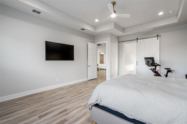 501 Francis CT, Liberty Hill, TX 78642