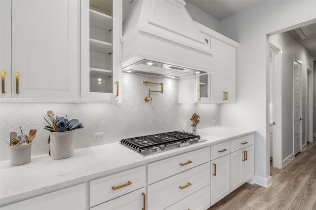 501 Francis CT, Liberty Hill, TX 78642