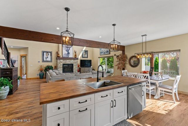 11388 N ARMONIA WAY, Hayden, ID 83835