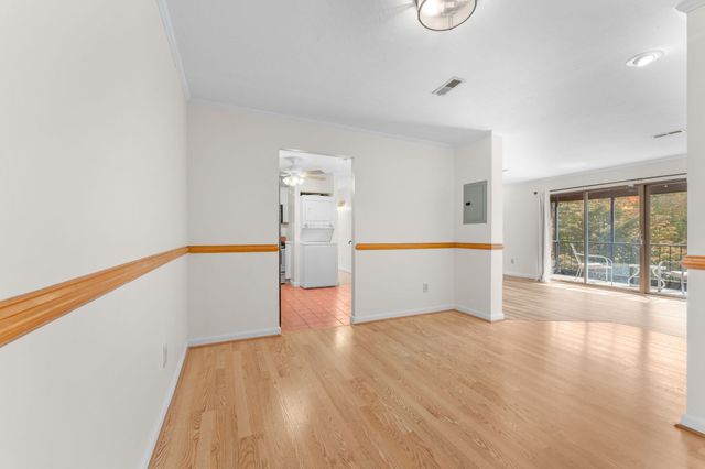 221 Oak St 14-34, Brockton, MA 02301