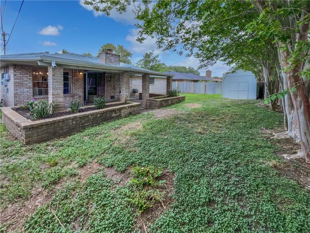 3658 Braeburn Dr, Corpus Christi, TX 78415