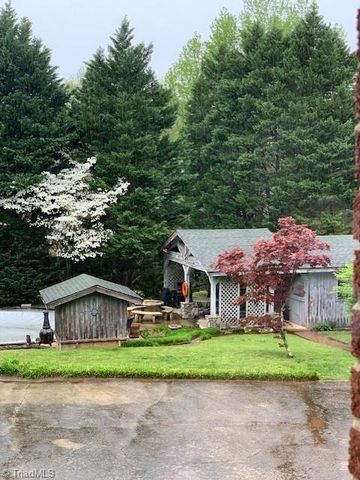 410 Lynhaven Drive, Winston-salem, NC 27104