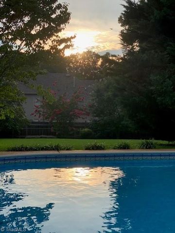 410 Lynhaven Drive, Winston-salem, NC 27104