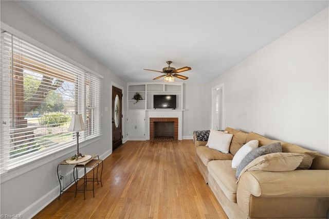 410 Lynhaven Drive, Winston-salem, NC 27104