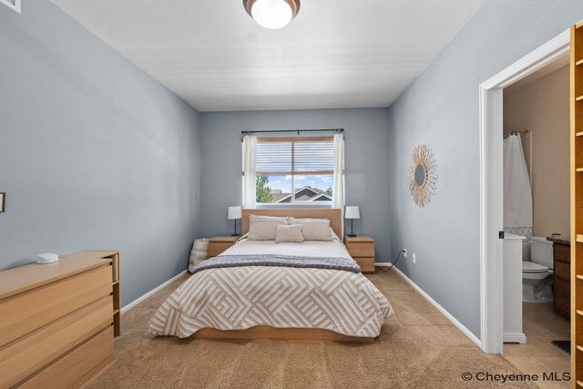 1509 SUMMERSET DR, Cheyenne, WY 82001