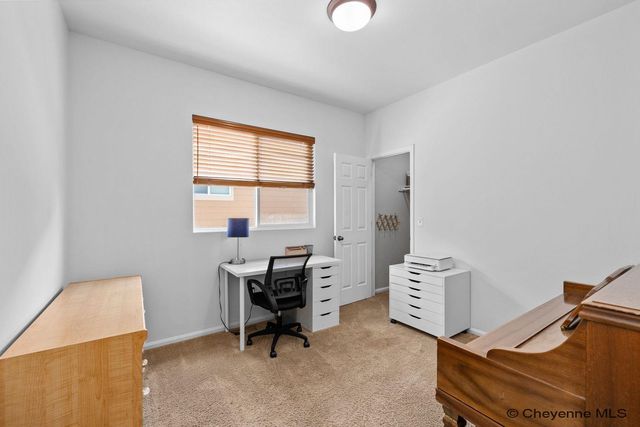 1509 SUMMERSET DR, Cheyenne, WY 82001
