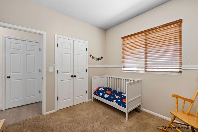 1509 SUMMERSET DR, Cheyenne, WY 82001