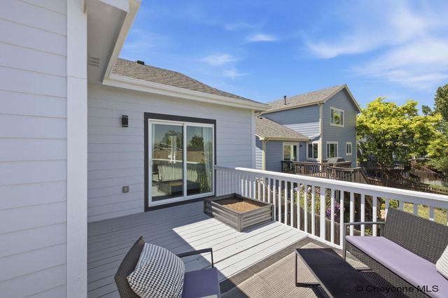 1509 SUMMERSET DR, Cheyenne, WY 82001