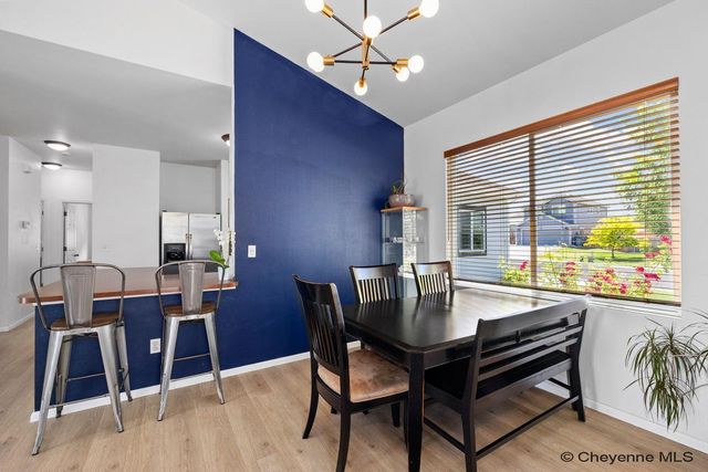 1509 SUMMERSET DR, Cheyenne, WY 82001