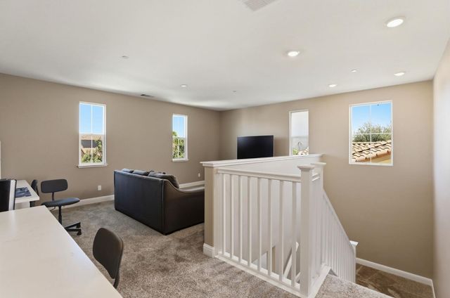 8476 Bolcetto Cir, Elk Grove, CA 95757