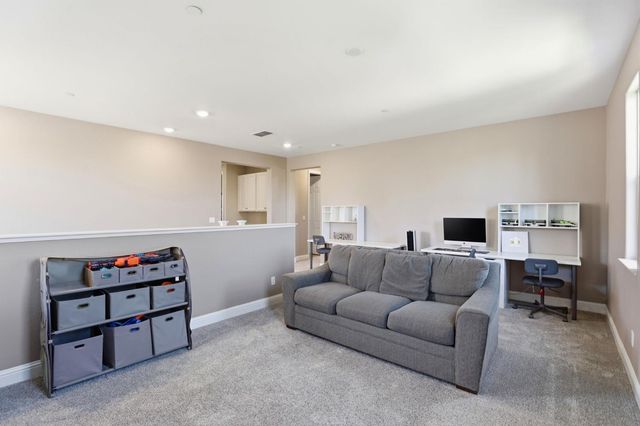 8476 Bolcetto Cir, Elk Grove, CA 95757
