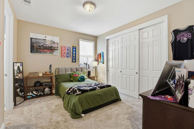 8476 Bolcetto Cir, Elk Grove, CA 95757