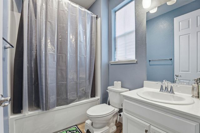 8476 Bolcetto Cir, Elk Grove, CA 95757