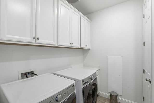8476 Bolcetto Cir, Elk Grove, CA 95757