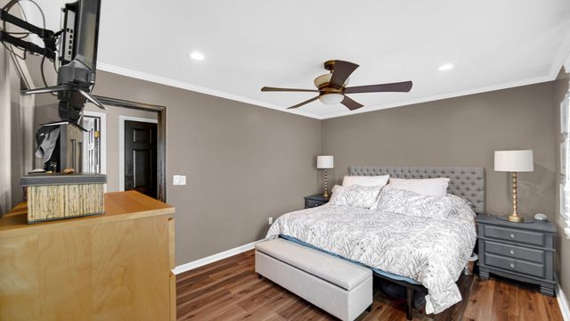 235 E 13th Street, Hobart, IN 46342