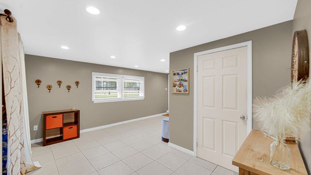 235 E 13th Street, Hobart, IN 46342
