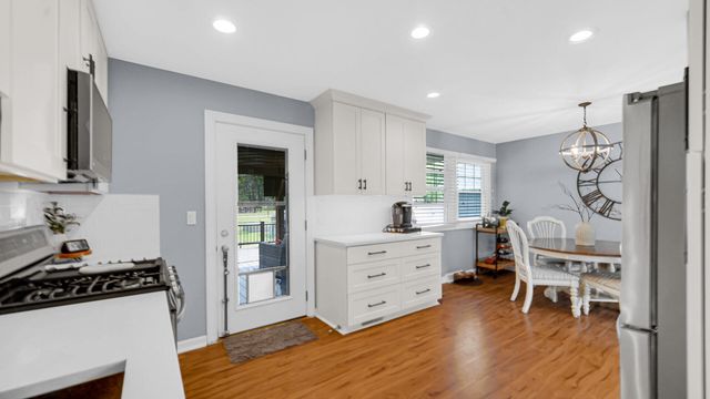 235 E 13th Street, Hobart, IN 46342