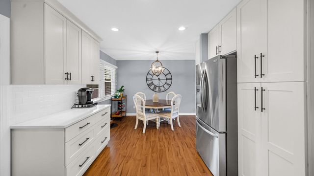 235 E 13th Street, Hobart, IN 46342